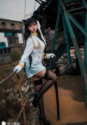 年轻女老师_1080超清在线观看